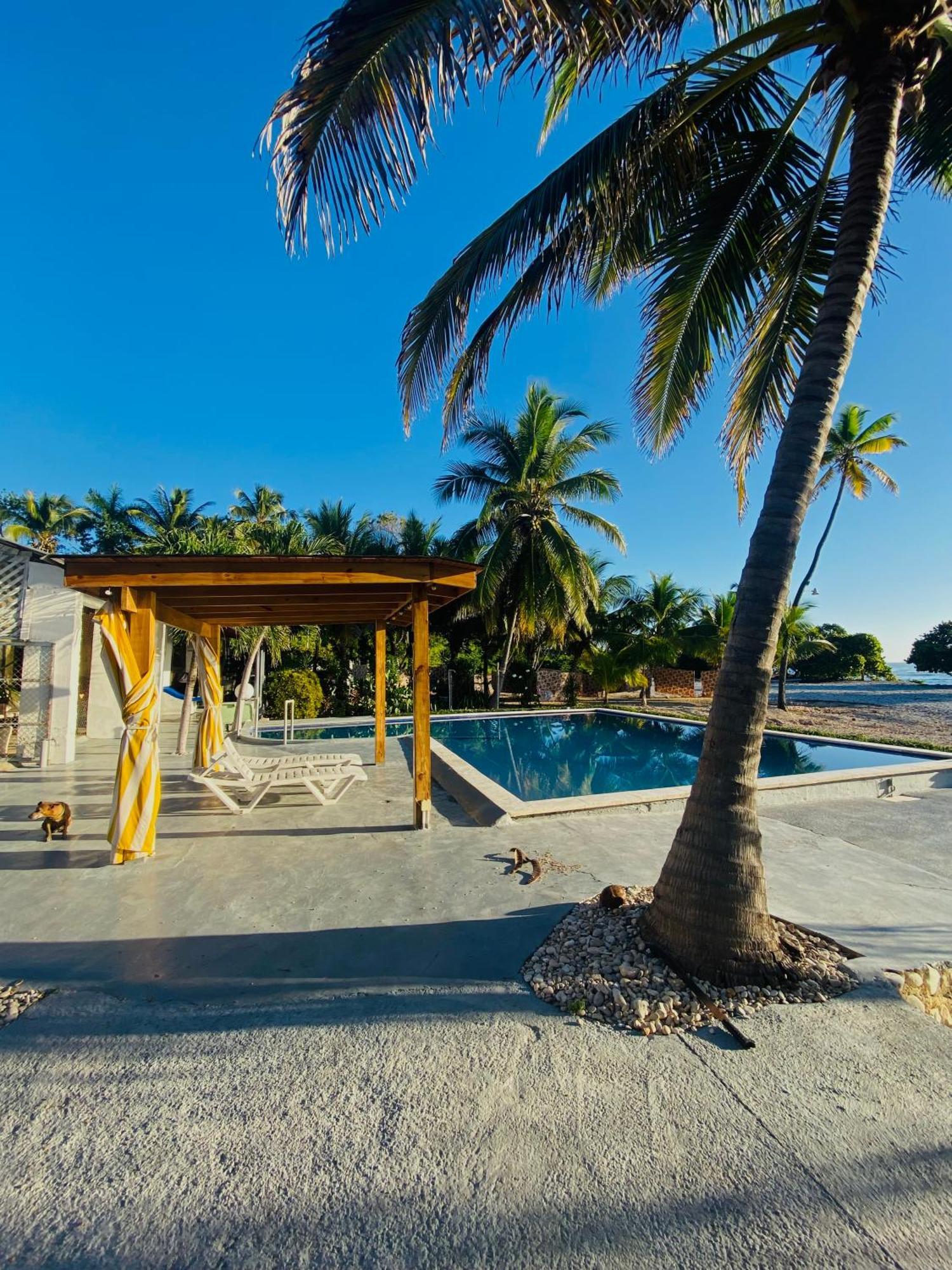 Barahona Hotel Al Mare المظهر الخارجي الصورة