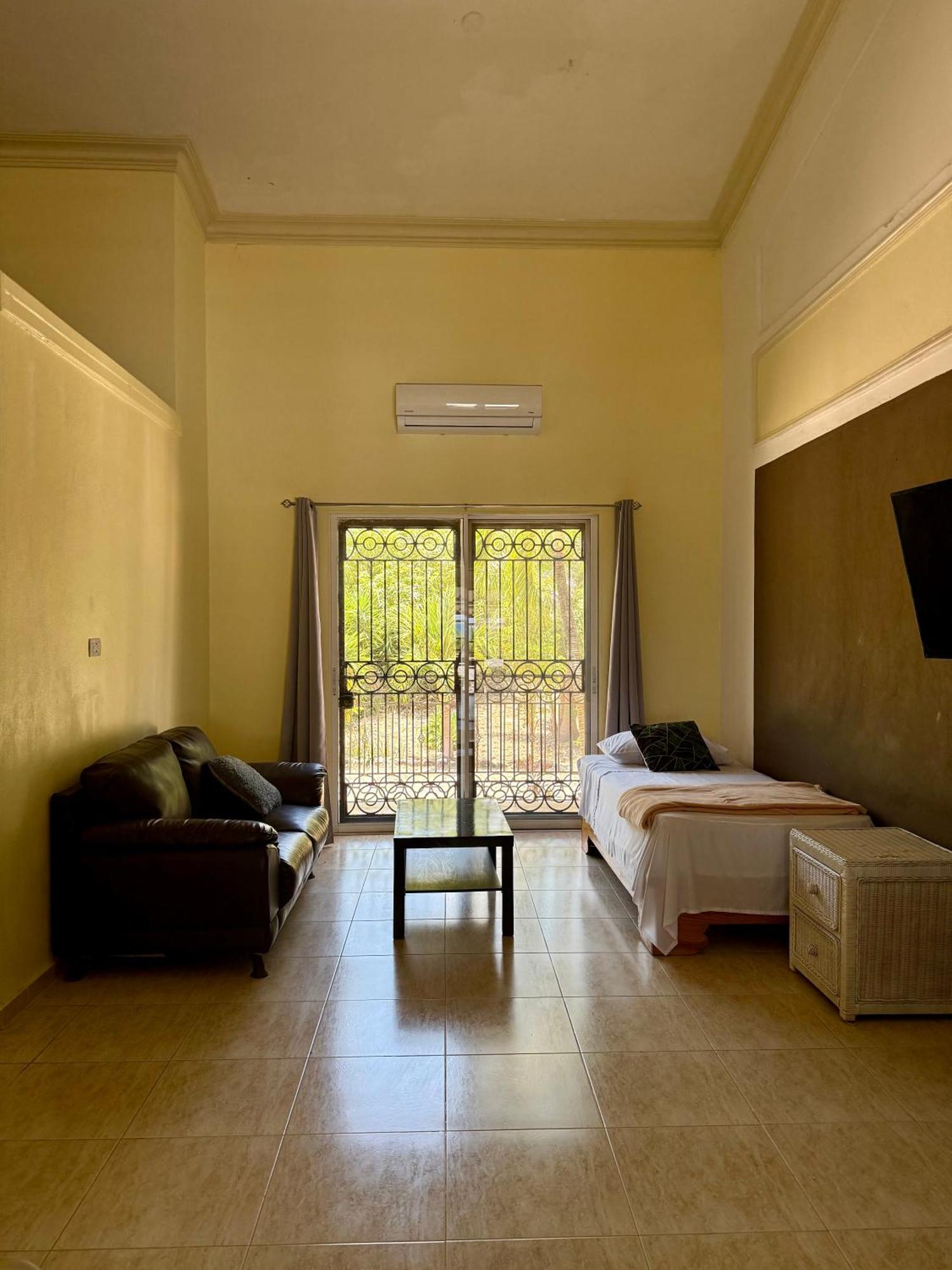 Barahona Hotel Al Mare المظهر الخارجي الصورة