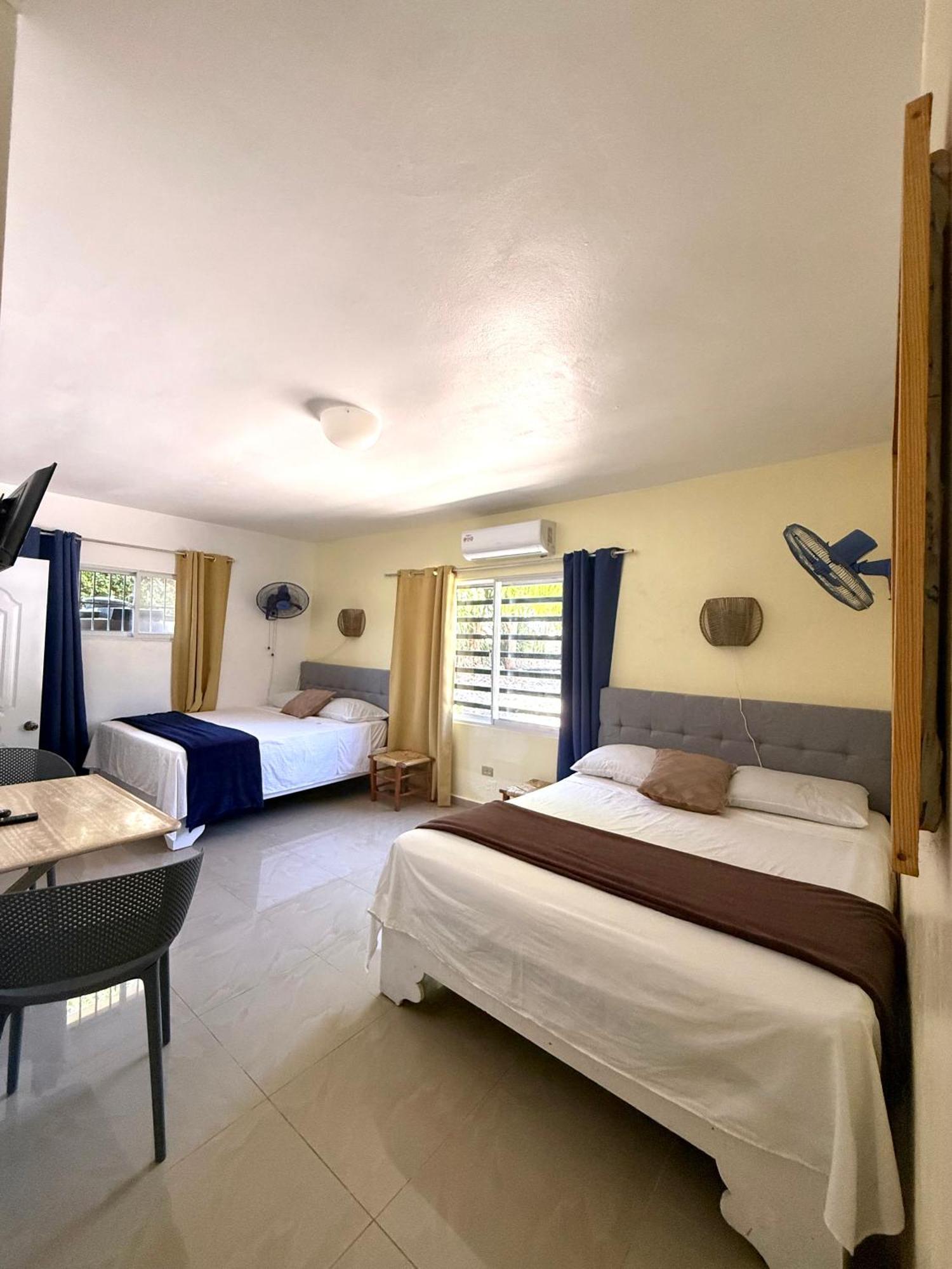 Barahona Hotel Al Mare المظهر الخارجي الصورة