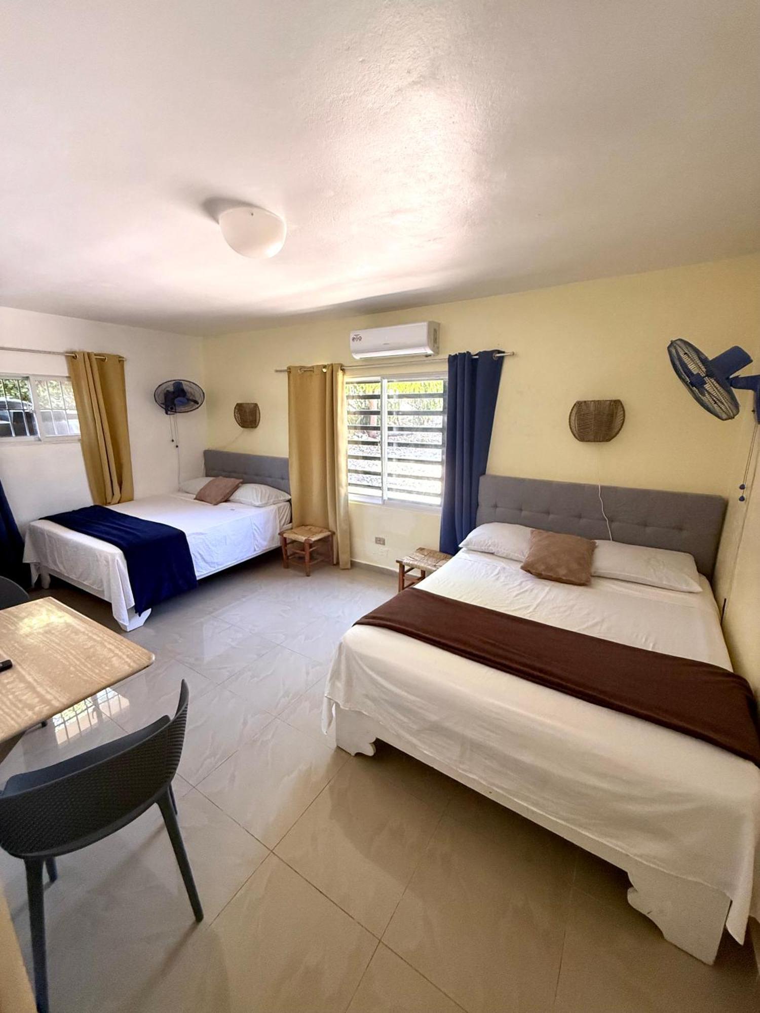 Barahona Hotel Al Mare المظهر الخارجي الصورة