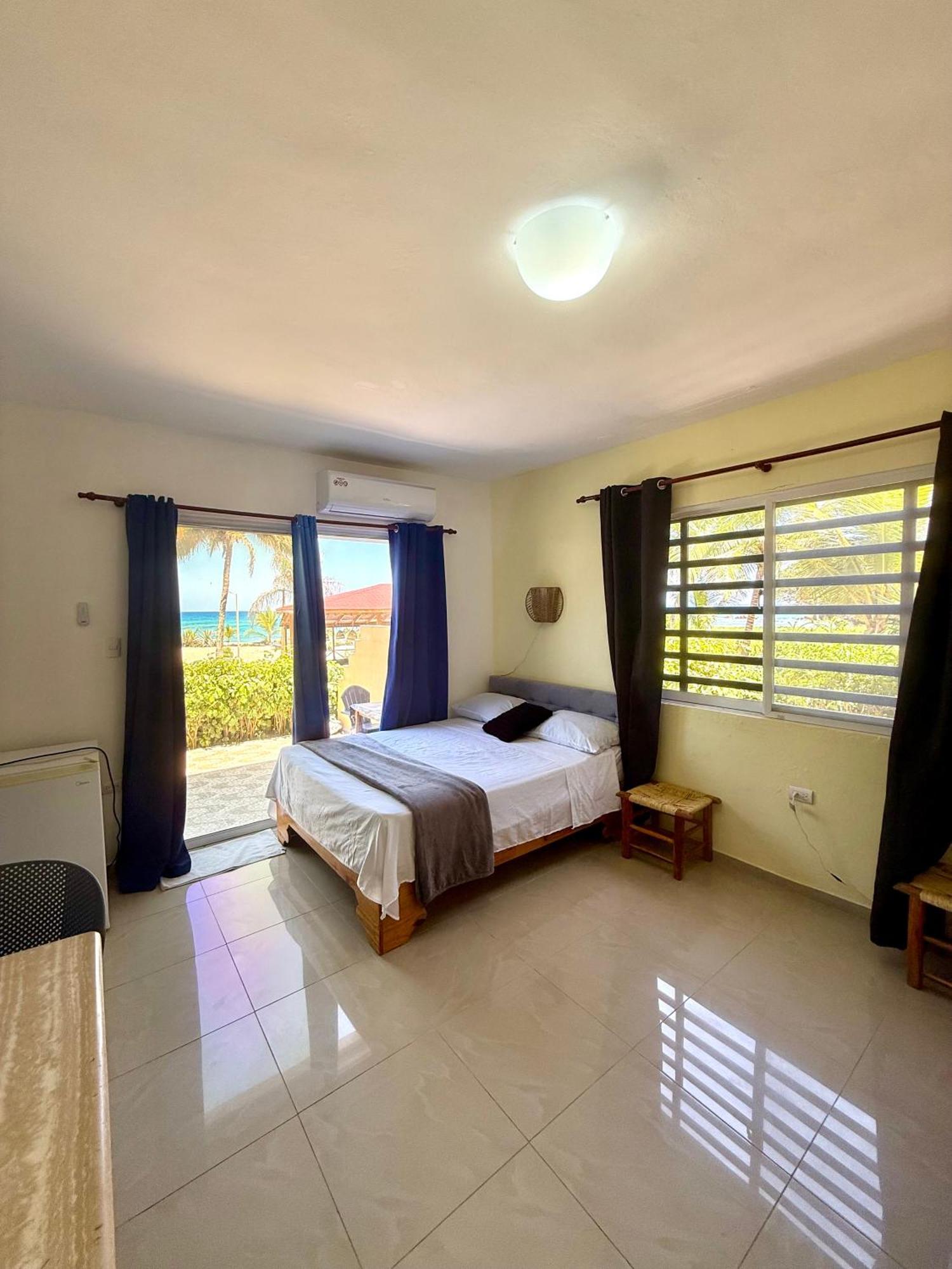 Barahona Hotel Al Mare المظهر الخارجي الصورة
