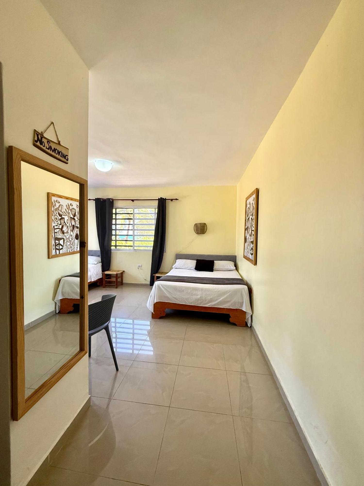 Barahona Hotel Al Mare المظهر الخارجي الصورة